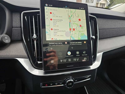 2026 Volvo XC90 Plug-In Hybrid Ultra Dark Theme
