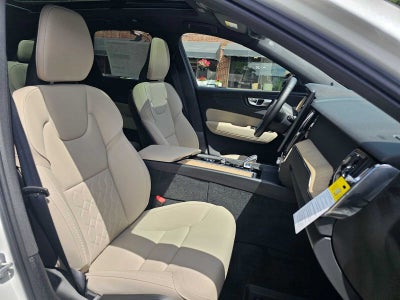 2026 Volvo XC60 Plug-In Hybrid Plus