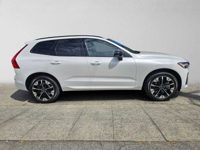 2026 Volvo XC60 Plug-In Hybrid Plus