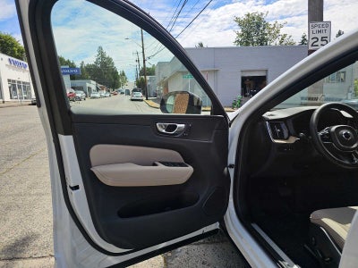 2026 Volvo XC60 Plug-In Hybrid Plus