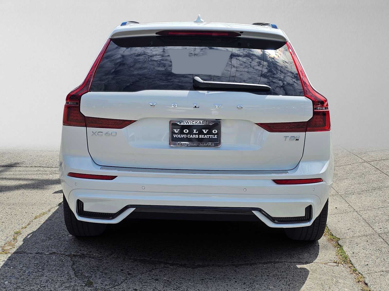 2026 Volvo XC60 Plug-In Hybrid Plus