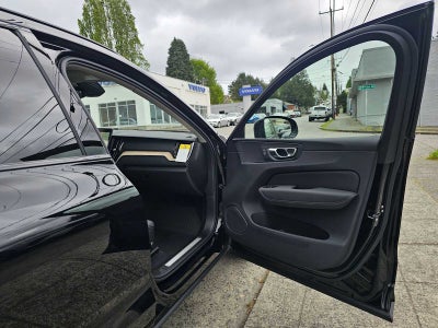 2026 Volvo XC60 Plug-In Hybrid Plus