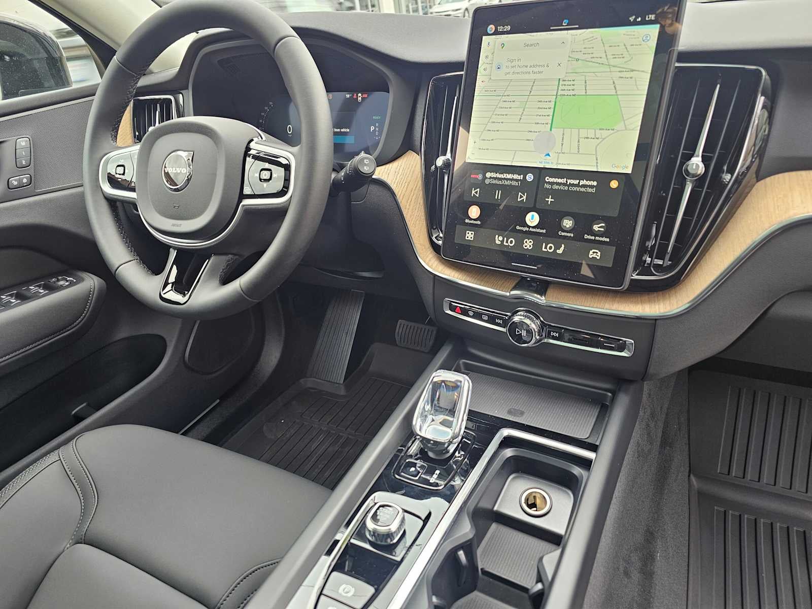 2026 Volvo XC60 Plug-In Hybrid Plus