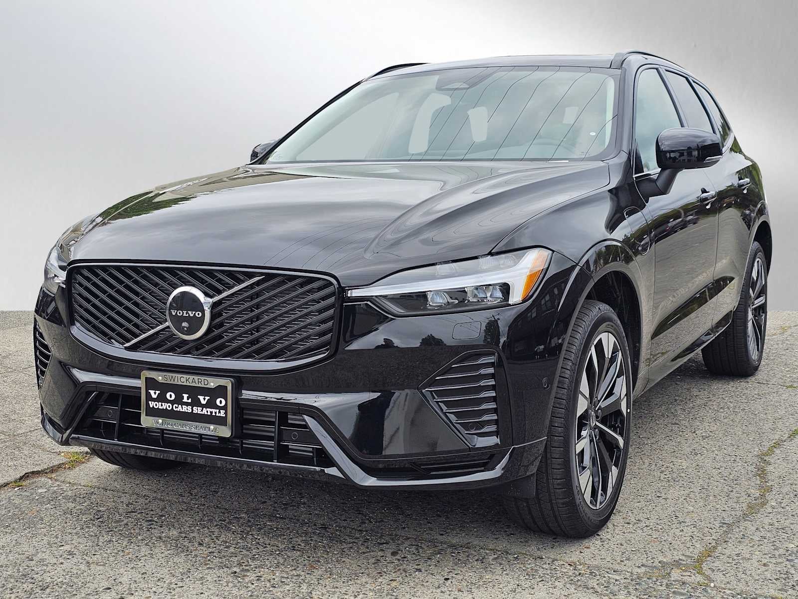 2026 Volvo XC60 Plug-In Hybrid Plus