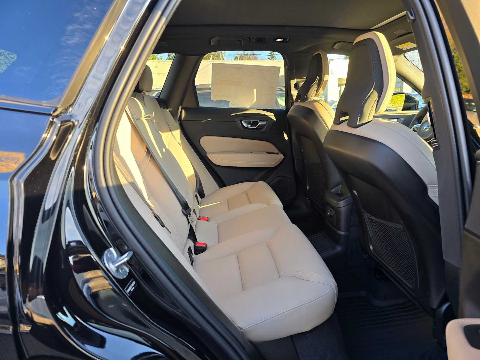 2026 Volvo XC60 Plug-In Hybrid Plus