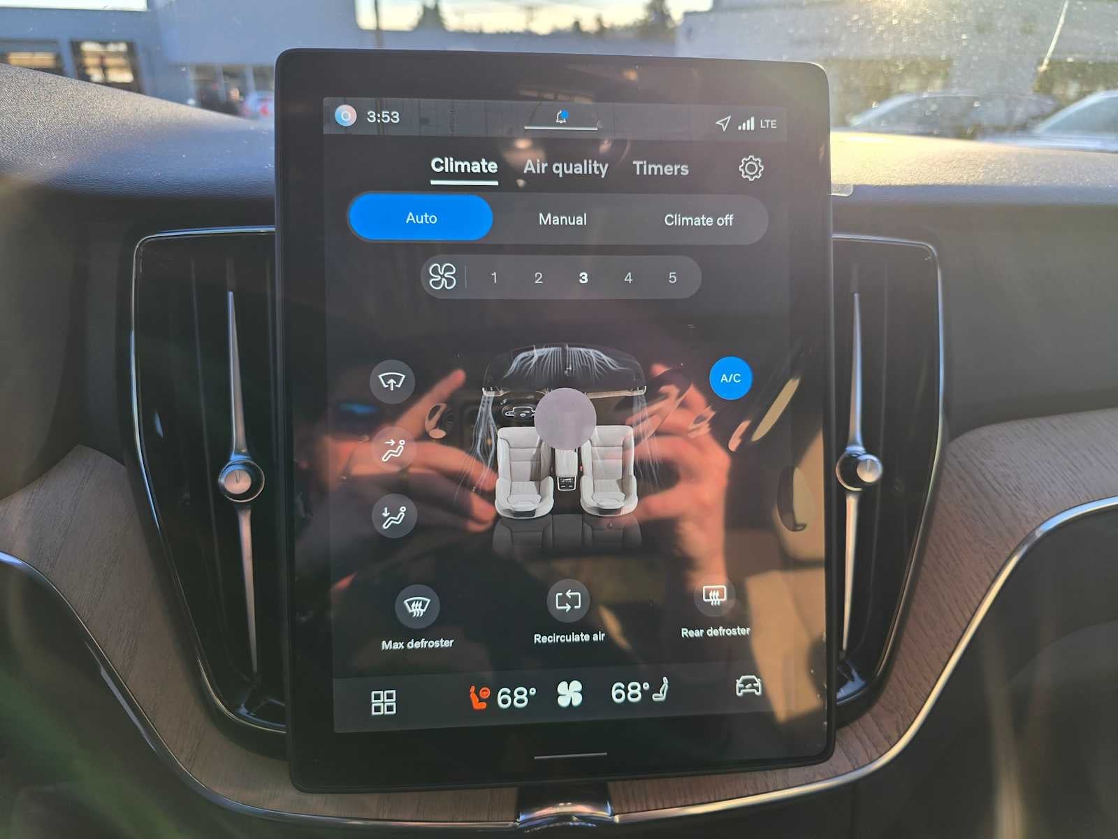 2026 Volvo XC60 Plug-In Hybrid Plus