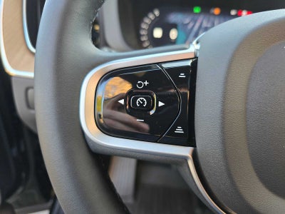 2026 Volvo XC60 Plug-In Hybrid Plus