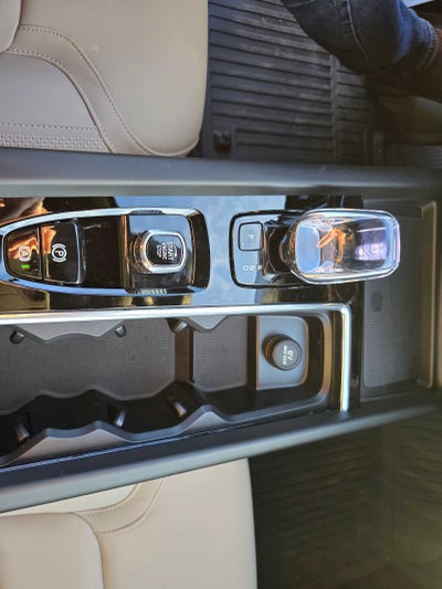 2026 Volvo XC60 Plug-In Hybrid Plus