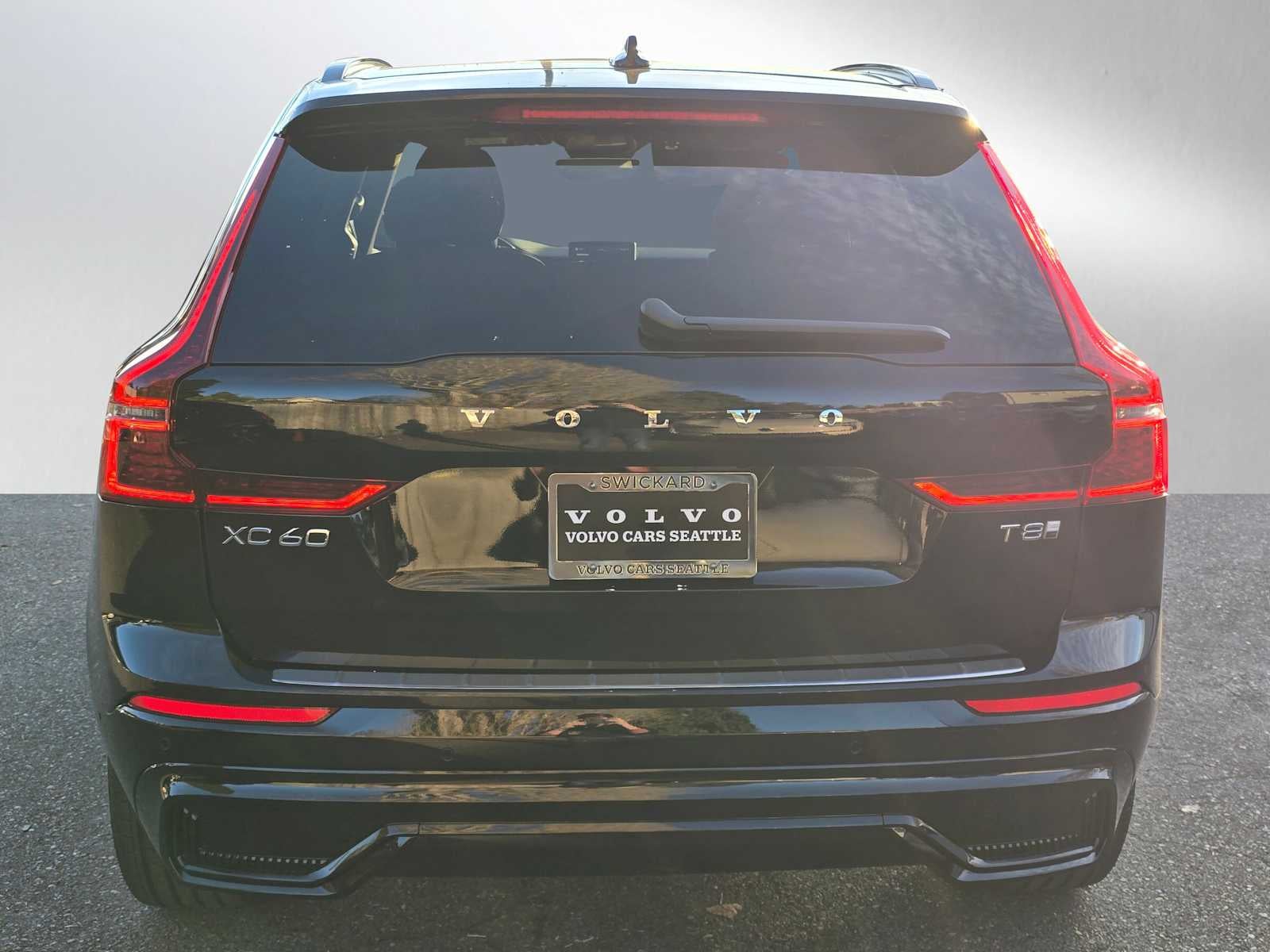 2026 Volvo XC60 Plug-In Hybrid Plus