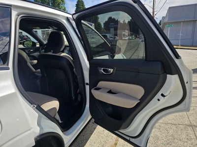 2026 Volvo XC60 Plug-In Hybrid Plus