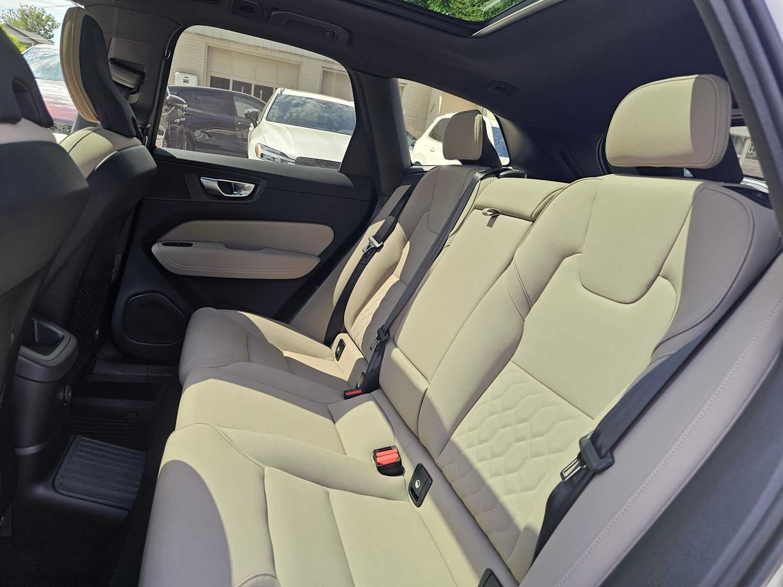 2026 Volvo XC60 Plug-In Hybrid Plus