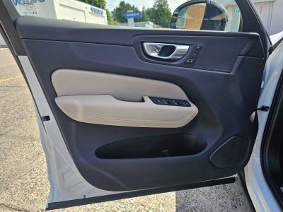 2026 Volvo XC60 Plug-In Hybrid Plus