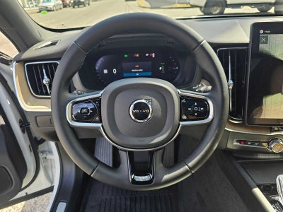 2026 Volvo XC60 Plug-In Hybrid Plus