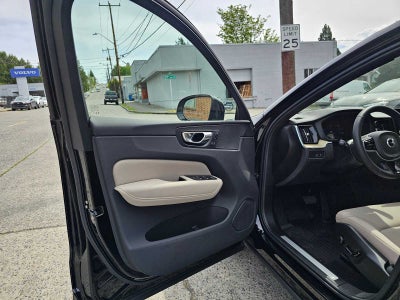 2026 Volvo XC60 Plug-In Hybrid Plus