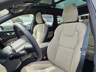 2026 Volvo XC60 Plug-In Hybrid Plus