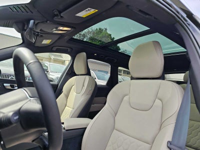 2026 Volvo XC60 Plug-In Hybrid Plus