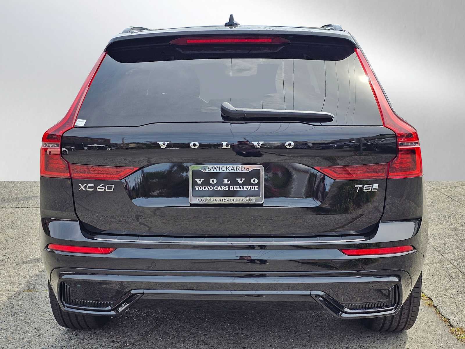 2026 Volvo XC60 Plug-In Hybrid Plus