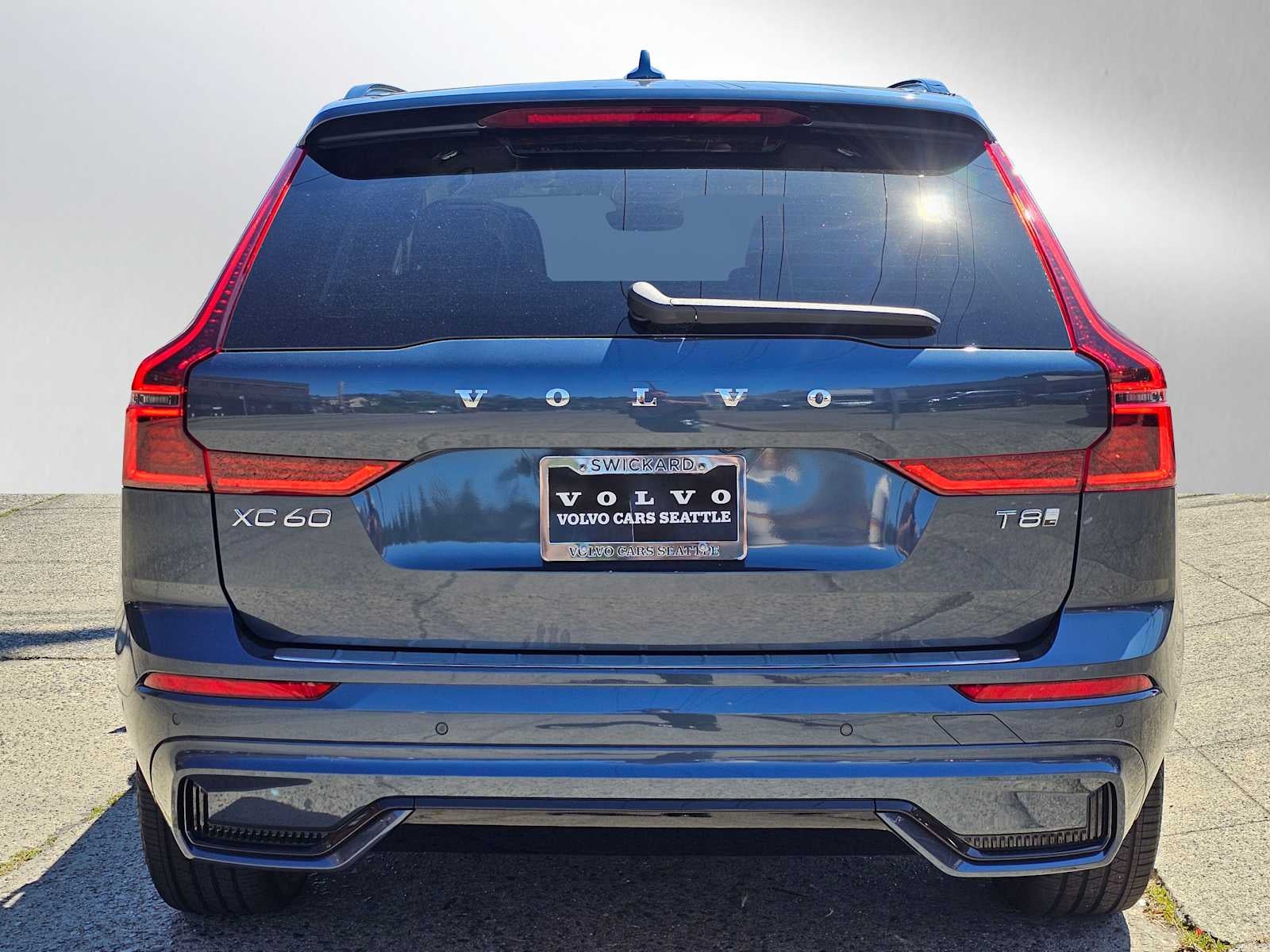 2026 Volvo XC60 Plug-In Hybrid Plus