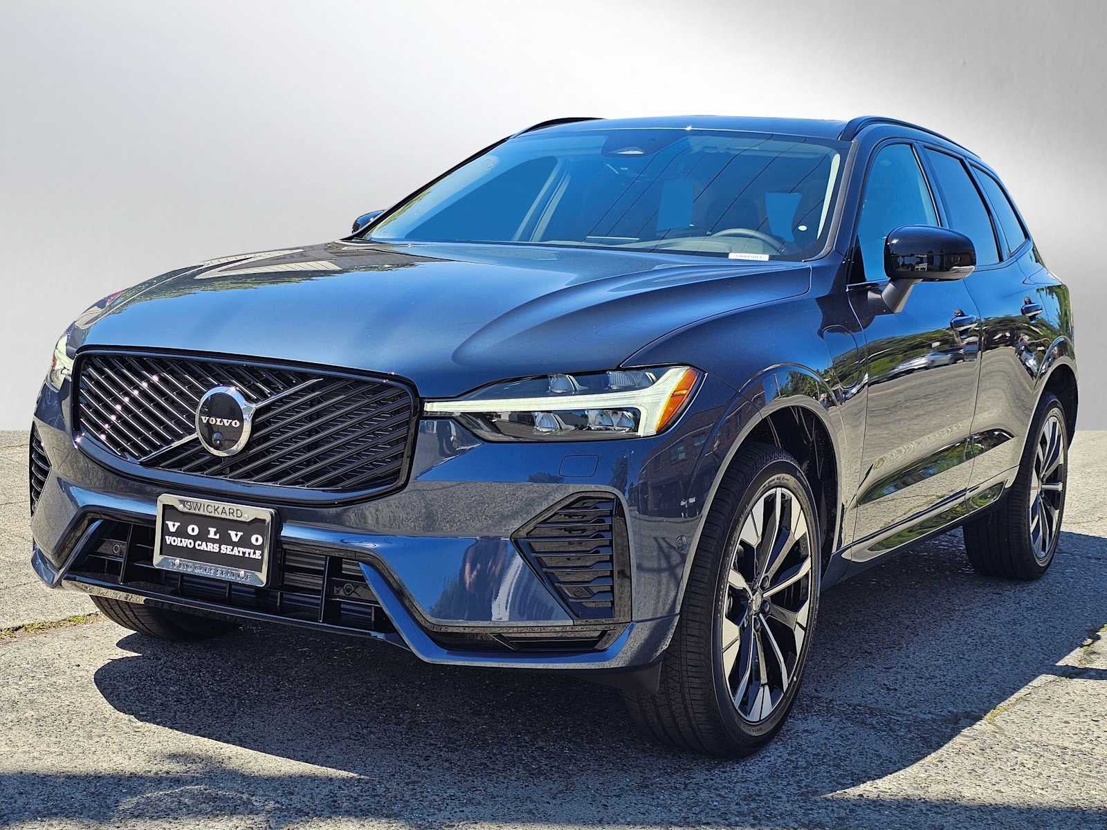 2026 Volvo XC60 Plug-In Hybrid Plus