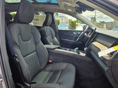 2026 Volvo XC60 Plug-In Hybrid Plus