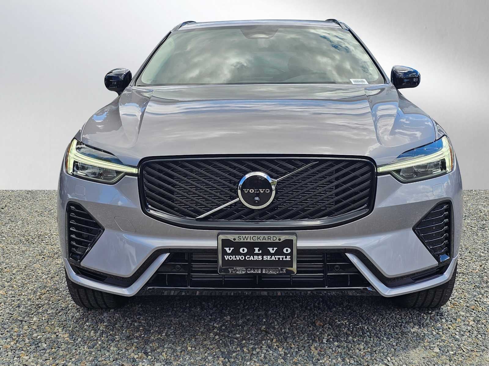 2026 Volvo XC60 Plug-In Hybrid Plus