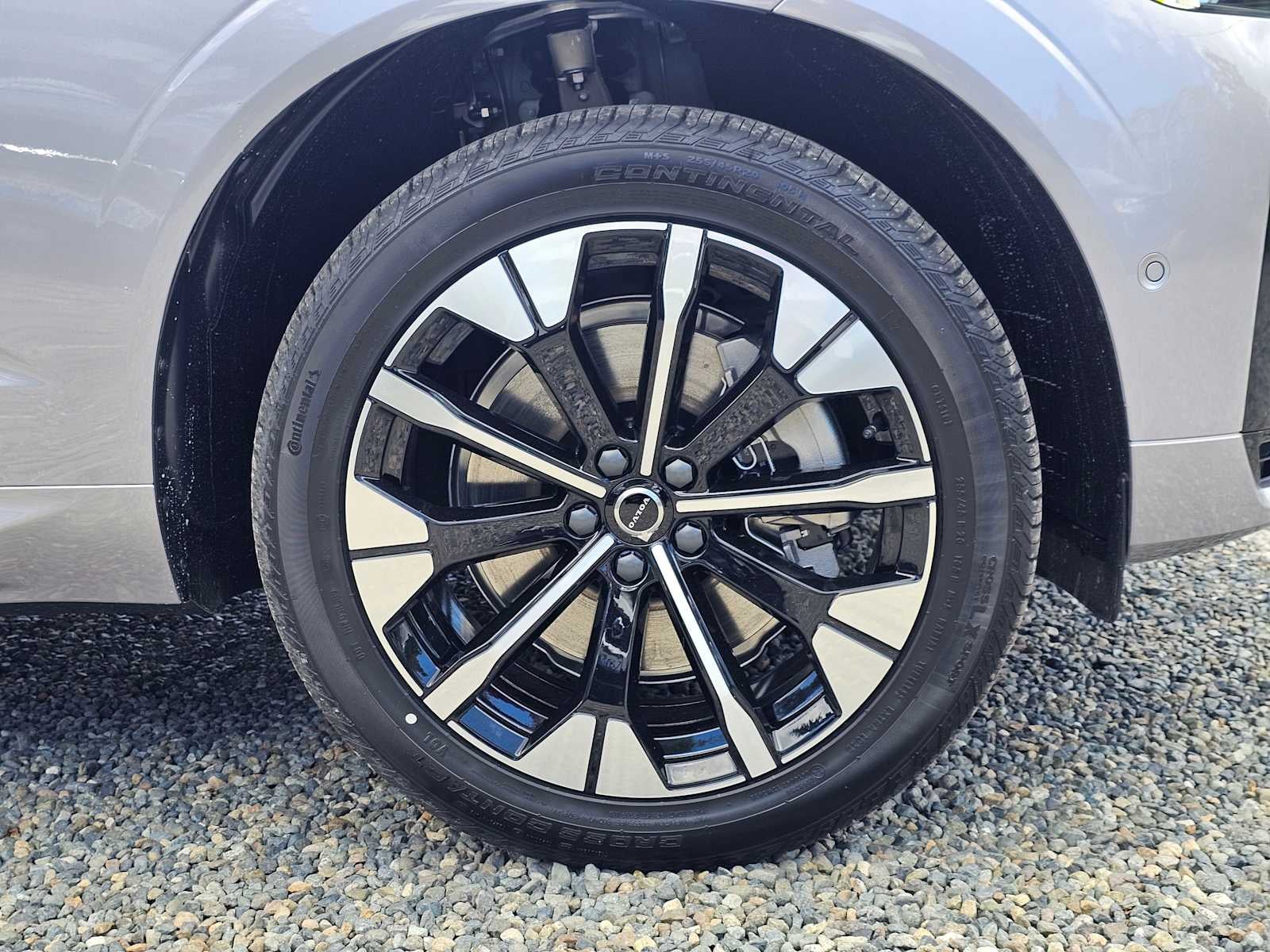 2026 Volvo XC60 Plug-In Hybrid Plus