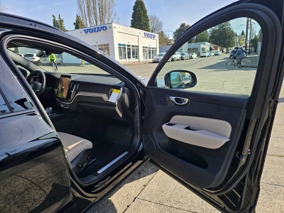 2026 Volvo XC60 Plug-In Hybrid Plus