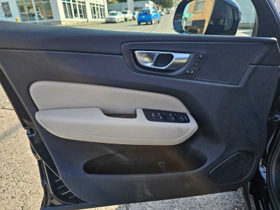 2026 Volvo XC60 Plug-In Hybrid Plus