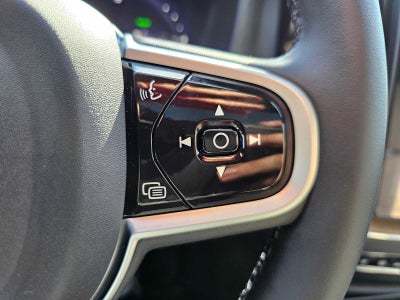 2026 Volvo XC60 Plug-In Hybrid Plus