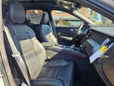 2026 Volvo XC60 Plug-In Hybrid Ultra Black Edition