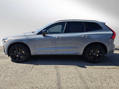 2026 Volvo XC60 Plug-In Hybrid Ultra Black Edition