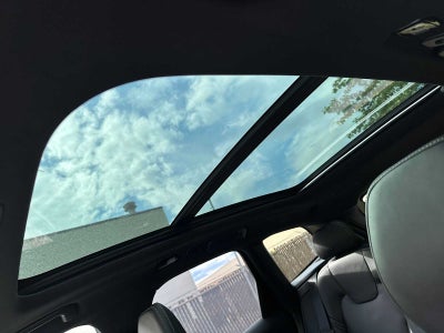 2026 Volvo XC60 Plug-In Hybrid Ultra Black Edition