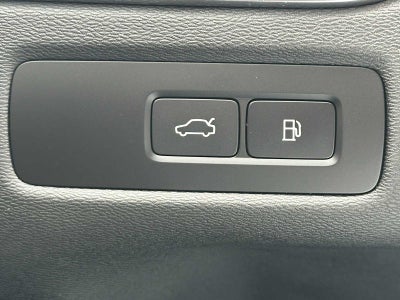2026 Volvo XC60 Plug-In Hybrid Ultra Black Edition