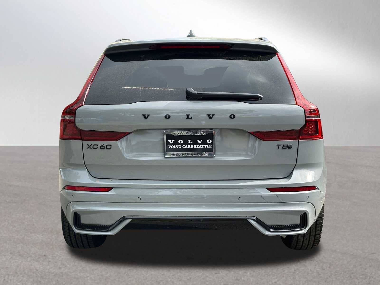 2026 Volvo XC60 Plug-In Hybrid Ultra Black Edition