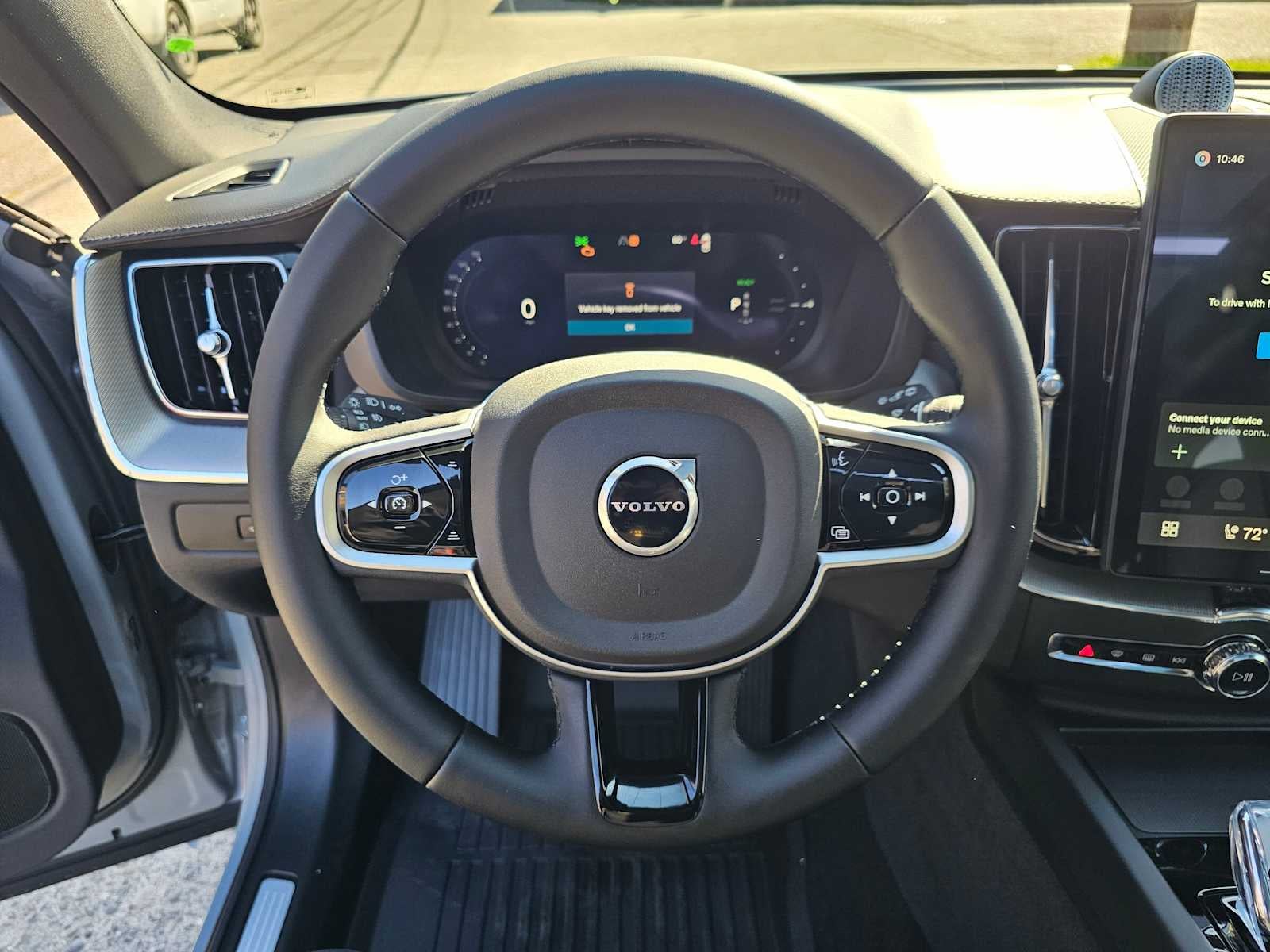 2026 Volvo XC60 Plug-In Hybrid Ultra Black Edition