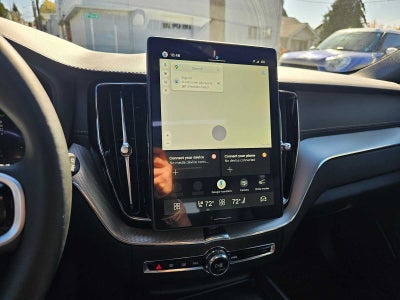 2026 Volvo XC60 Plug-In Hybrid Ultra Black Edition