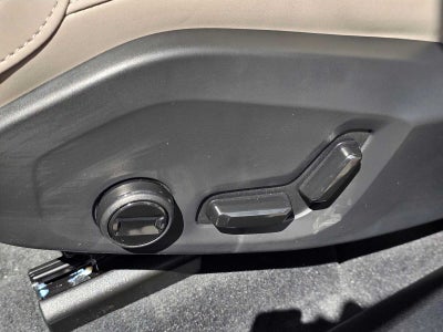 2026 Volvo XC60 Plug-In Hybrid Core
