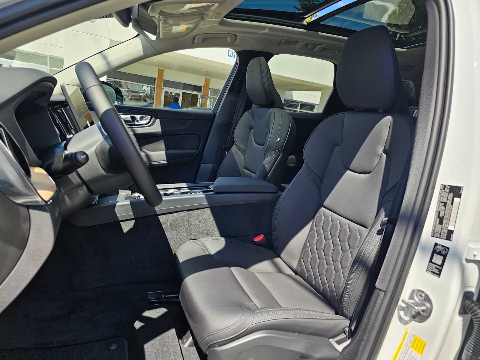2026 Volvo XC60 Plug-In Hybrid Core