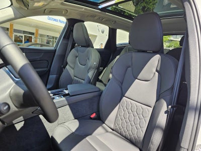 2026 Volvo XC60 Plug-In Hybrid Core