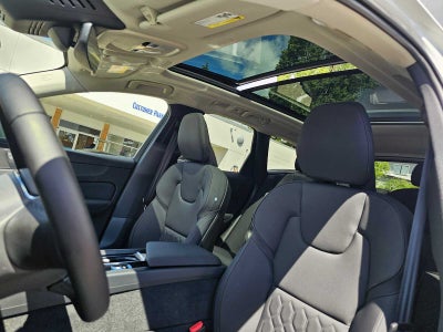 2026 Volvo XC60 Plug-In Hybrid Core