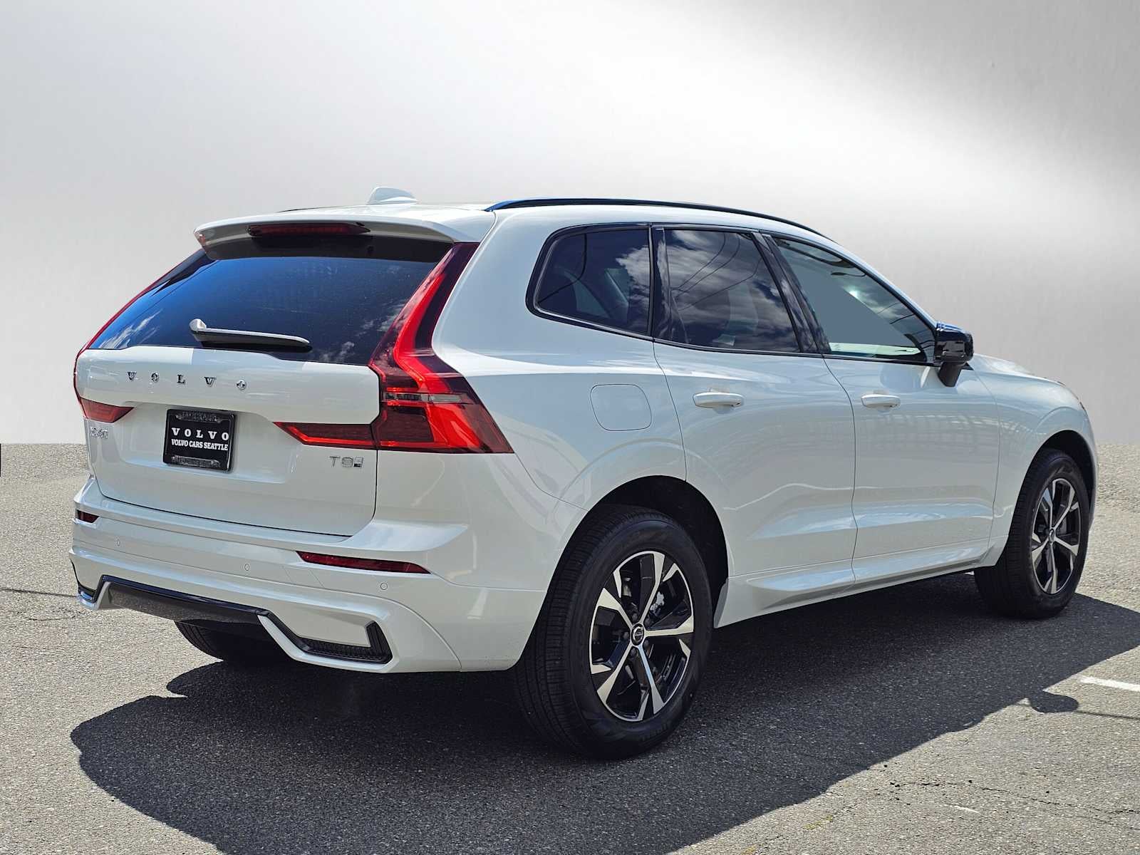 2026 Volvo XC60 Plug-In Hybrid Core