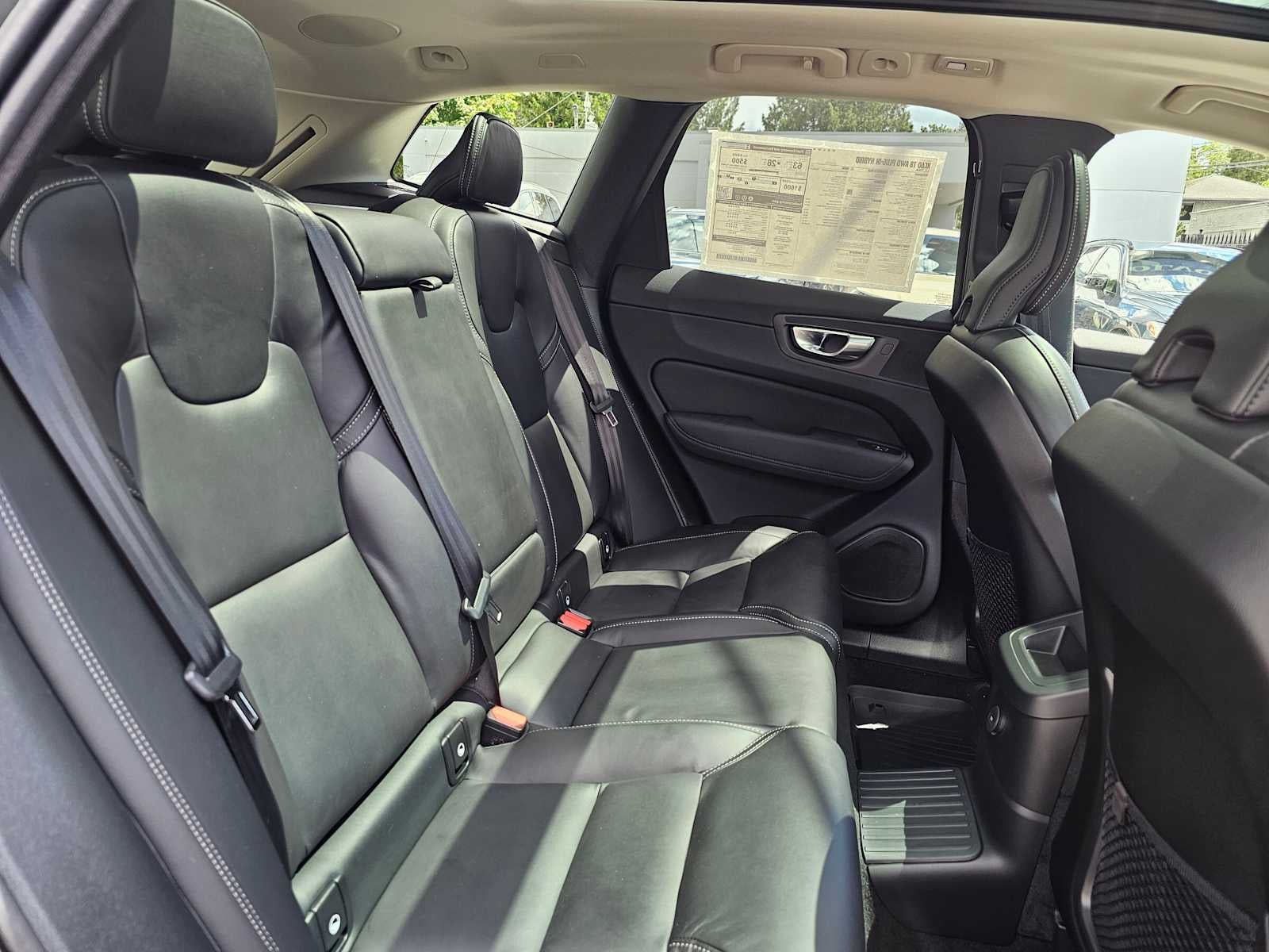 2026 Volvo XC60 Plug-In Hybrid Ultra