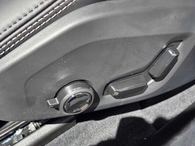 2026 Volvo XC60 Plug-In Hybrid Ultra
