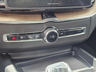 2026 Volvo XC60 Plug-In Hybrid Ultra