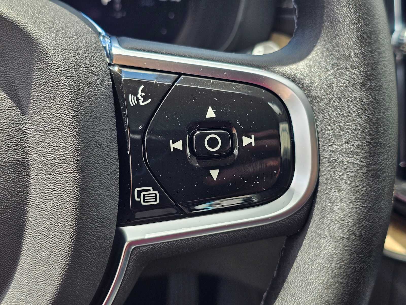 2026 Volvo XC60 Plug-In Hybrid Ultra