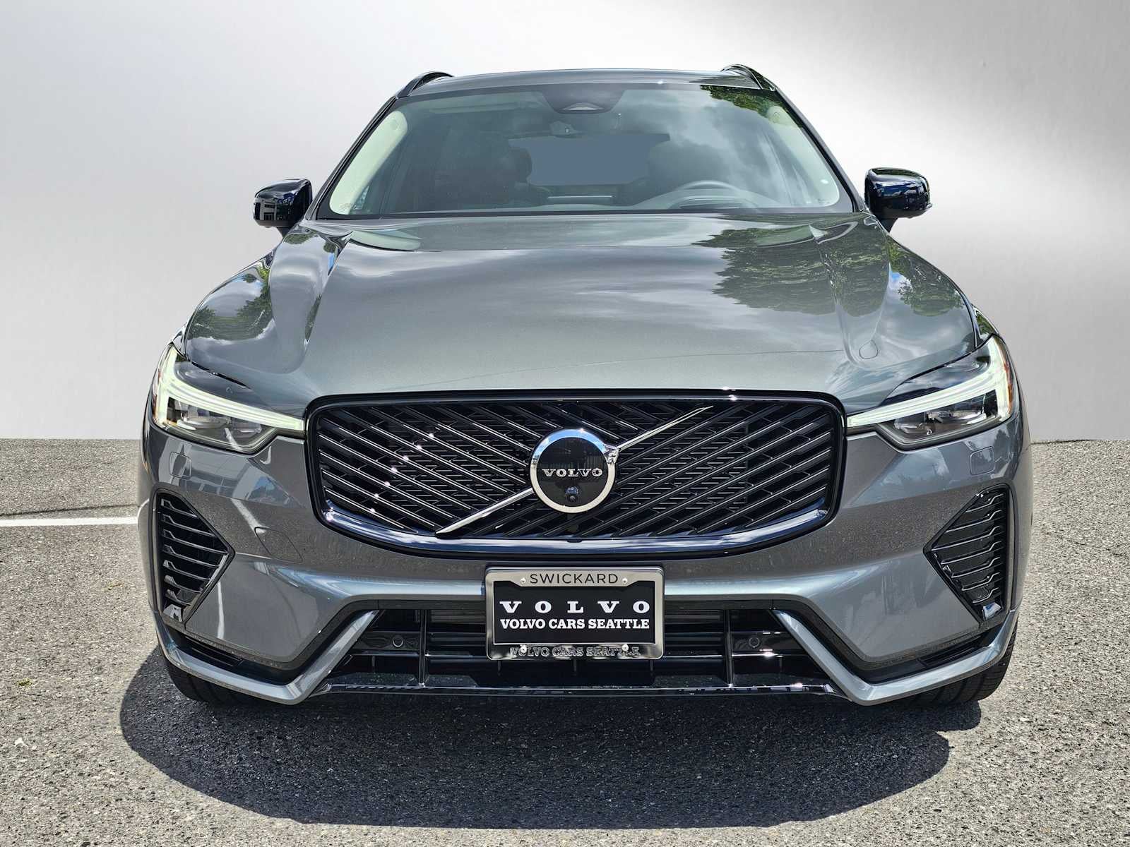 2026 Volvo XC60 Plug-In Hybrid Ultra
