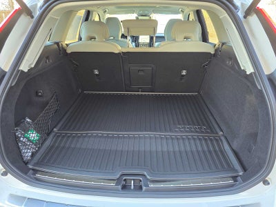 2026 Volvo XC60 Plug-In Hybrid Ultra