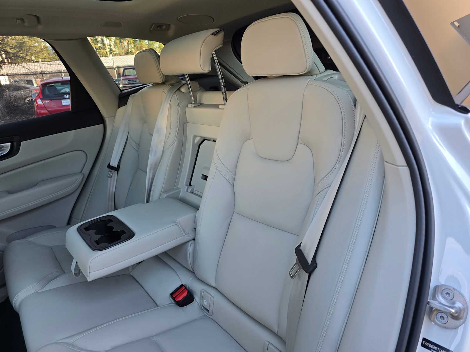 2026 Volvo XC60 Plug-In Hybrid Ultra