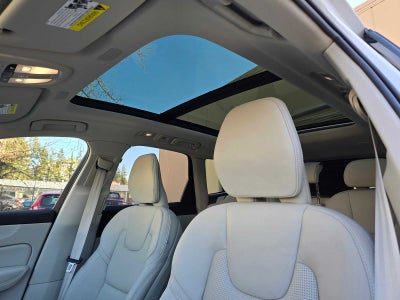 2026 Volvo XC60 Plug-In Hybrid Ultra