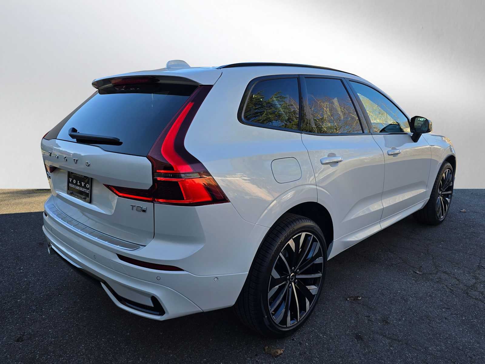 2026 Volvo XC60 Plug-In Hybrid Ultra